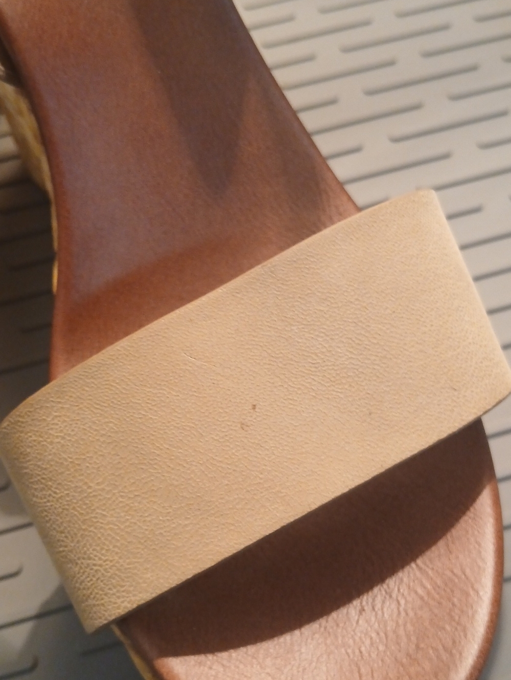 ​MIA Tan Elastic Strap Espadrille Wedge Platform Sandals Size 8.5 - Picture 5 of 10